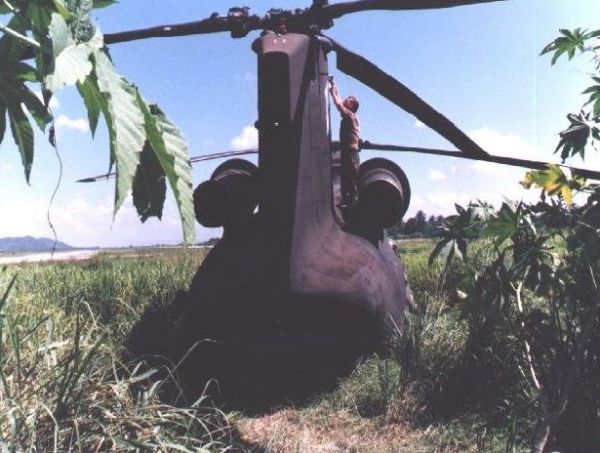 Boeing CH-47D Chinook 85-24337 - That bump on the ramp was real.