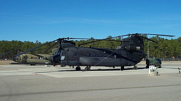 92-00476, on 28 January 2004 after work was accomplished to return the airframe to flyable status following the battle in Afghanistan. Crews from Fort Campbell flew the aircraft to Fort Rucker for a static display during the annual Aviation Leadership Conference.