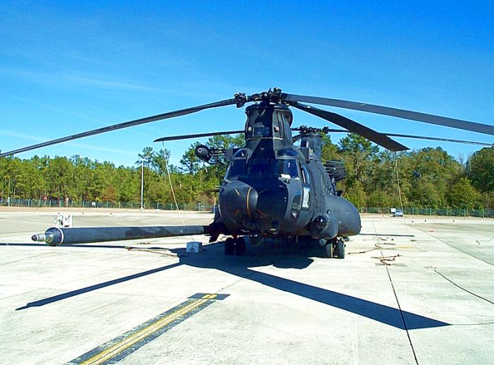 92-00476, on 28 January 2004 after work was accomplished to return the airframe to flyable status following the battle in Afghanistan. Crews from Fort Campbell flew the aircraft to Fort Rucker for a static display during the annual Aviation Leadership Conference.