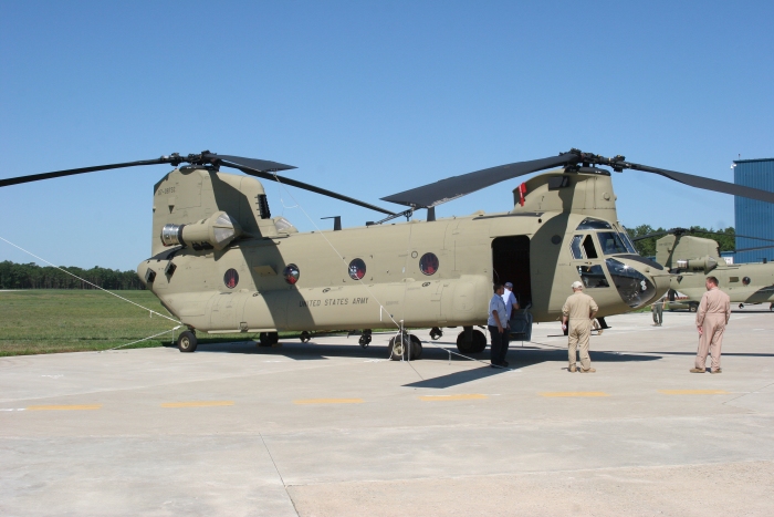 26 July 2010: CH-47F Chinook helicopter 07-08732 prepped for preflight at Millville Airport (KMIV), New Jersey.