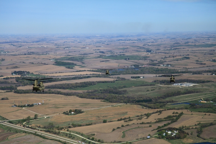 11 April 2012: As Sortie 1 proceeded north of KSUS enroute to KSUX, the terrain below became flat. The seemed to go on forever and got more flat the further the flight progressed.